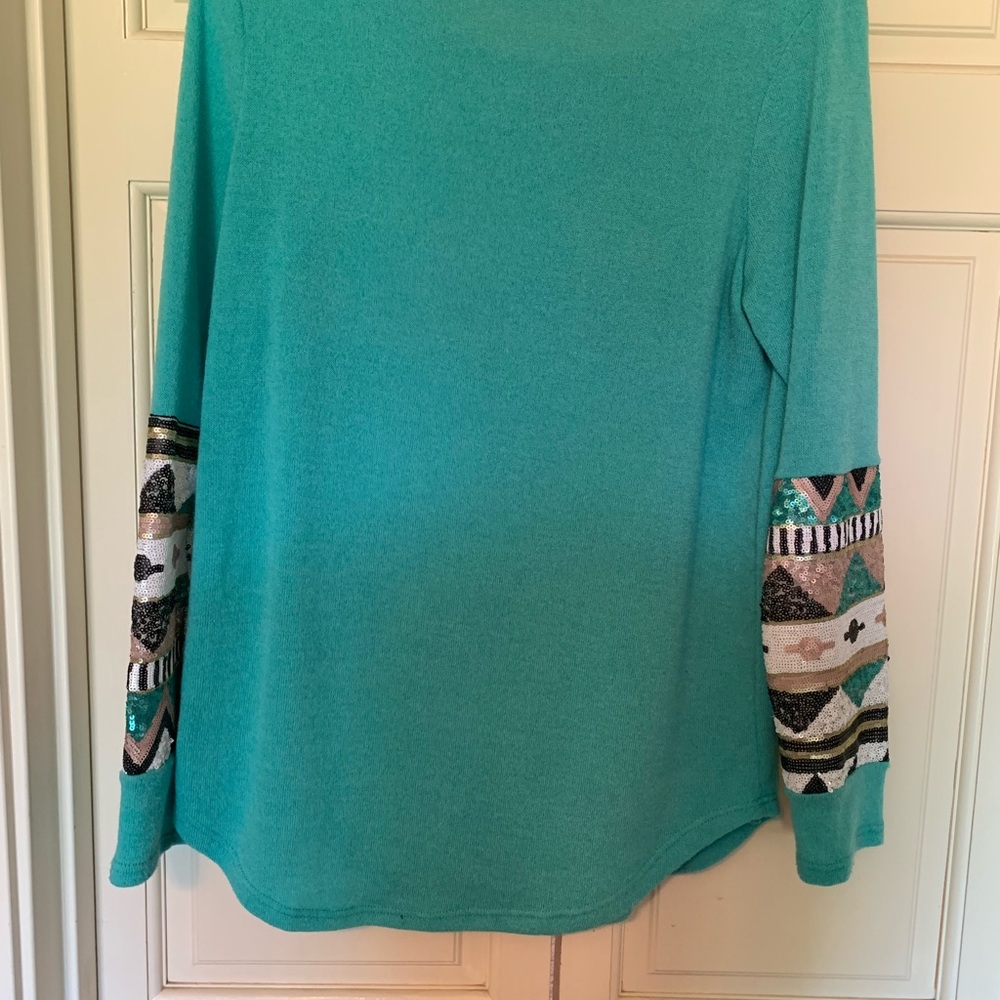 Aztec sequin shirt - Picture 2 of 2
